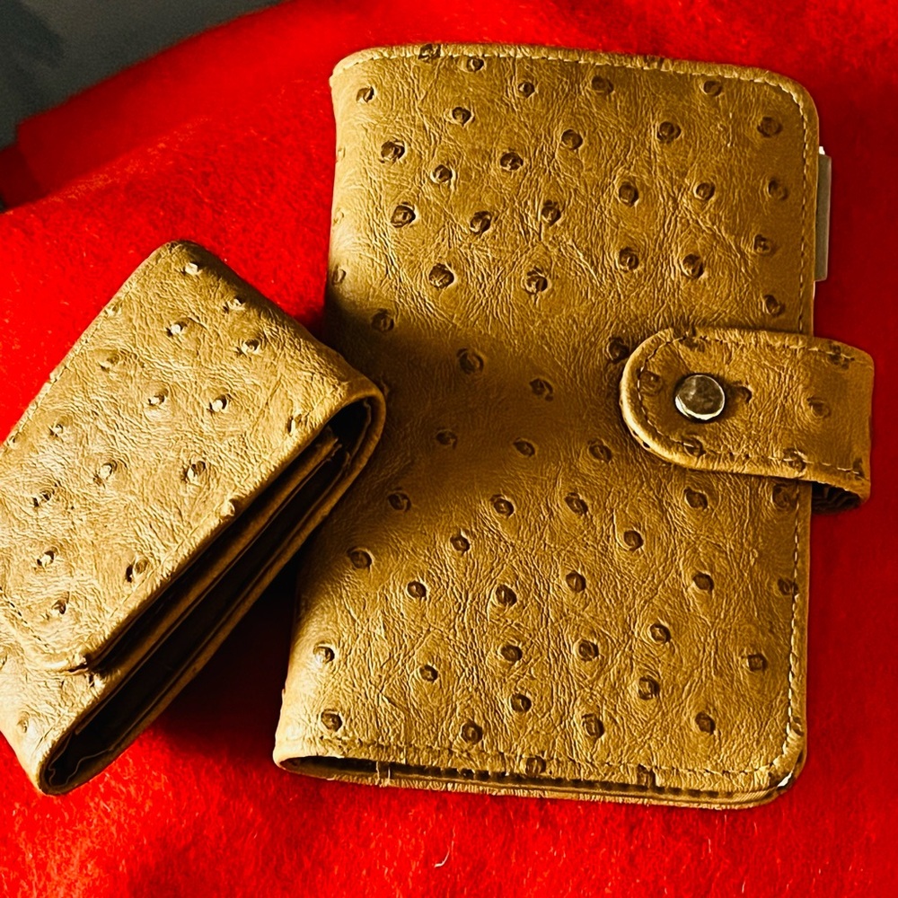 Real Ostrich Leather Wallet Notepad matching coin/key holder